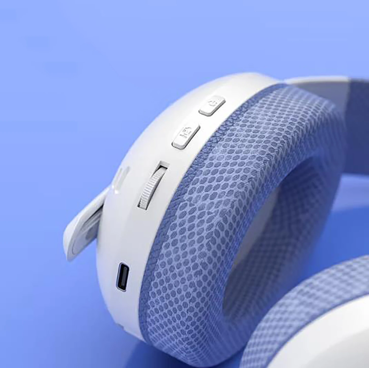 Aula S6 Bluetooth Blue Over-Ear Gaming Headphone
